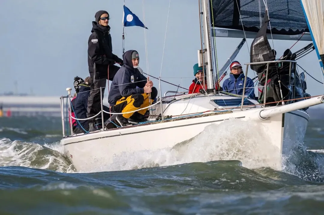 Last time out on the water at the @royalsouthernyc for the Hamble Winter Series 2025 ! I had the pleasure of joining the crew of J'ronimo as